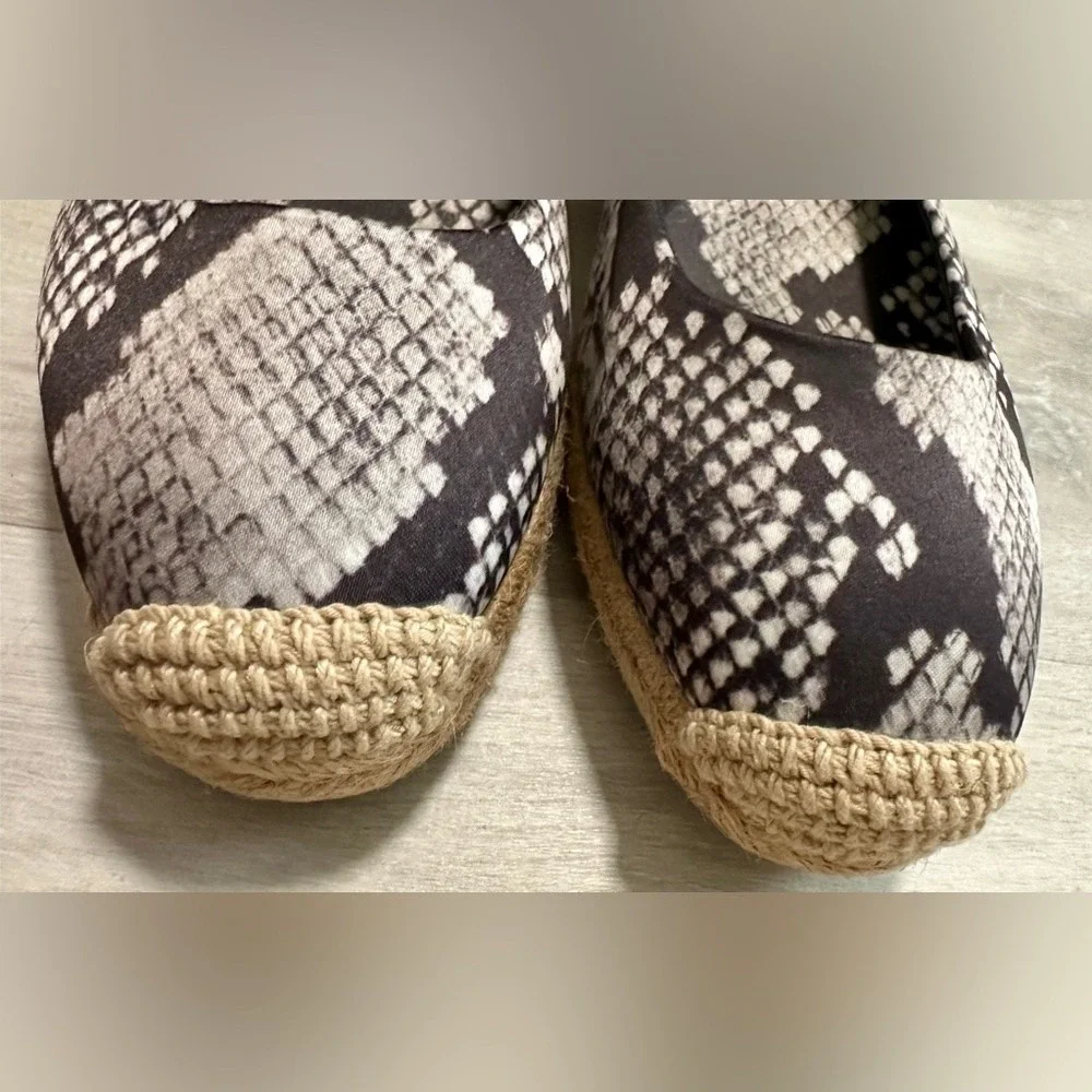 Tory Burch Espadrille Wedge Shoes Snake Print Women's Size 8.5